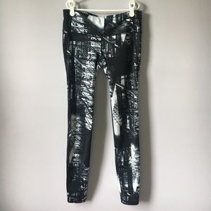 Gap cityscape exercise leggings